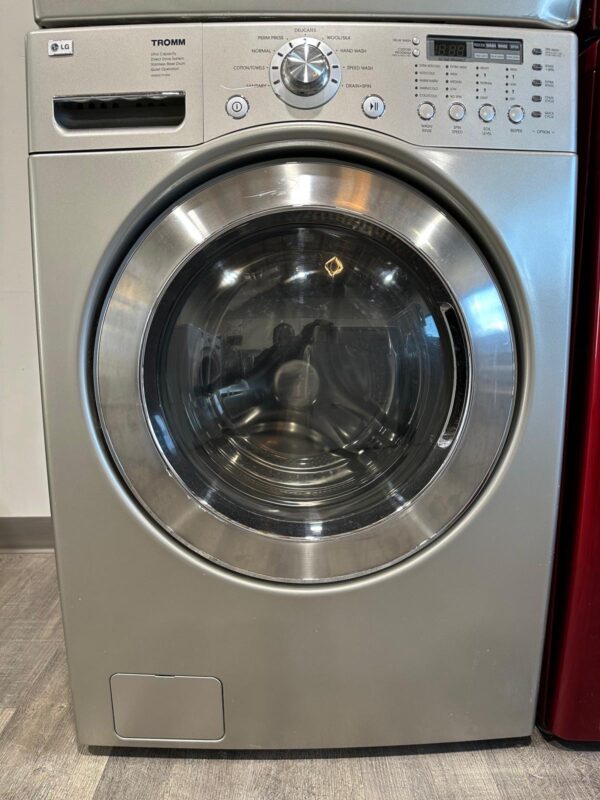 LG Washer & Dryer Set Stacked - Image 5