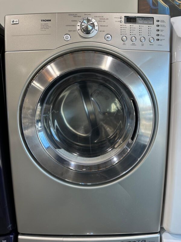 LG Washer & Dryer Set Stacked - Image 3