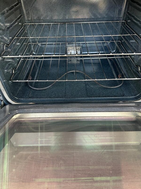 Whirlpool Stove - Image 4