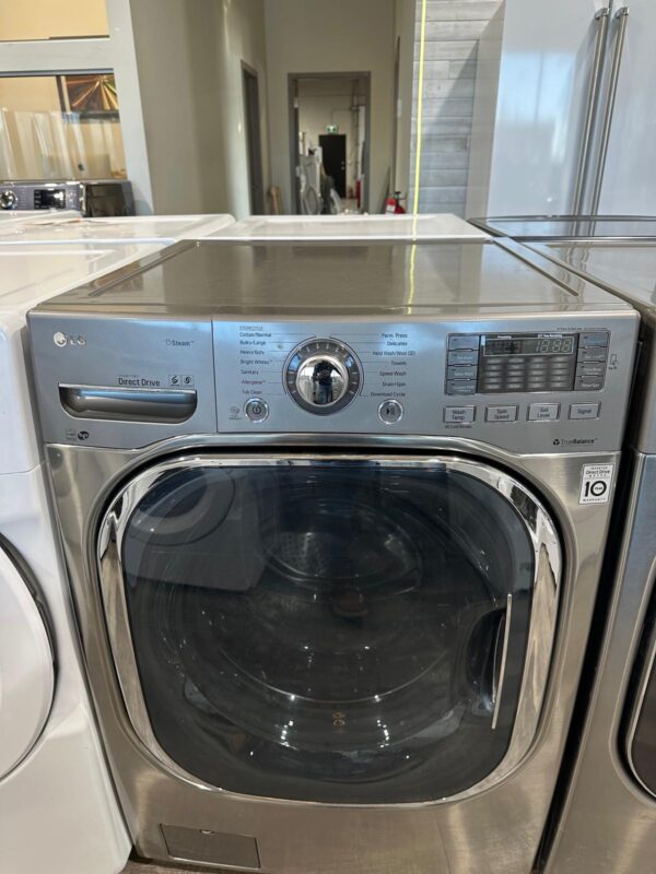 LG Washer & Dryer Set - Image 8
