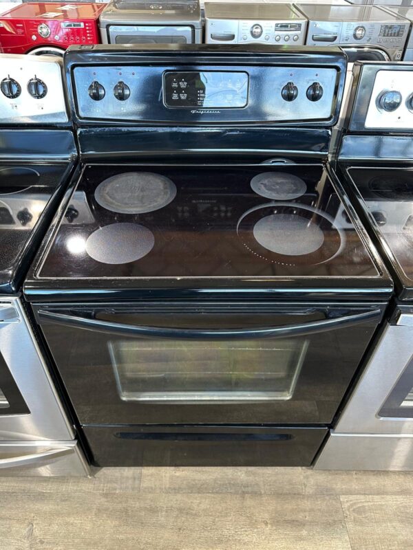 Frigidaire Stove - Image 5