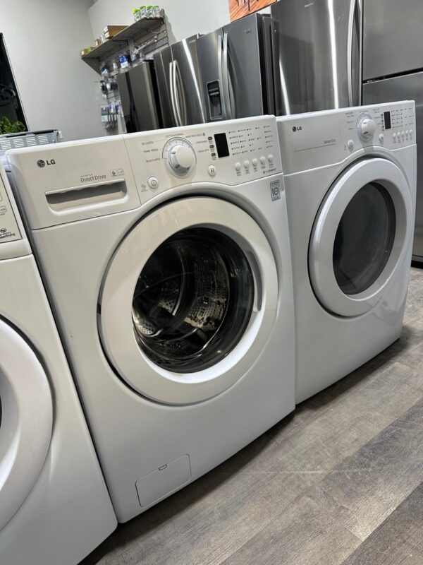 LG Washer & Dryer Set - Image 6