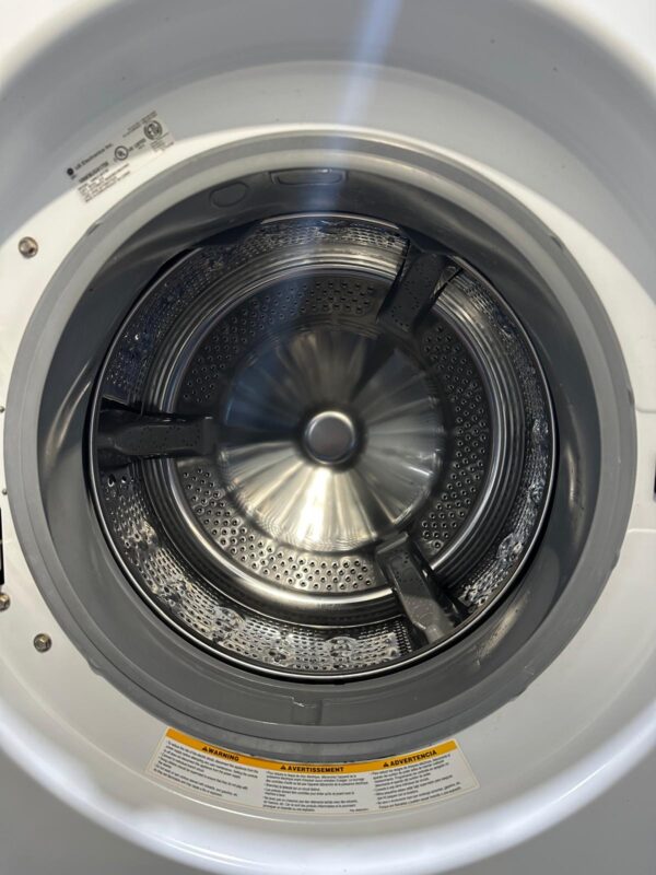 LG Washer & Dryer Set - Image 7