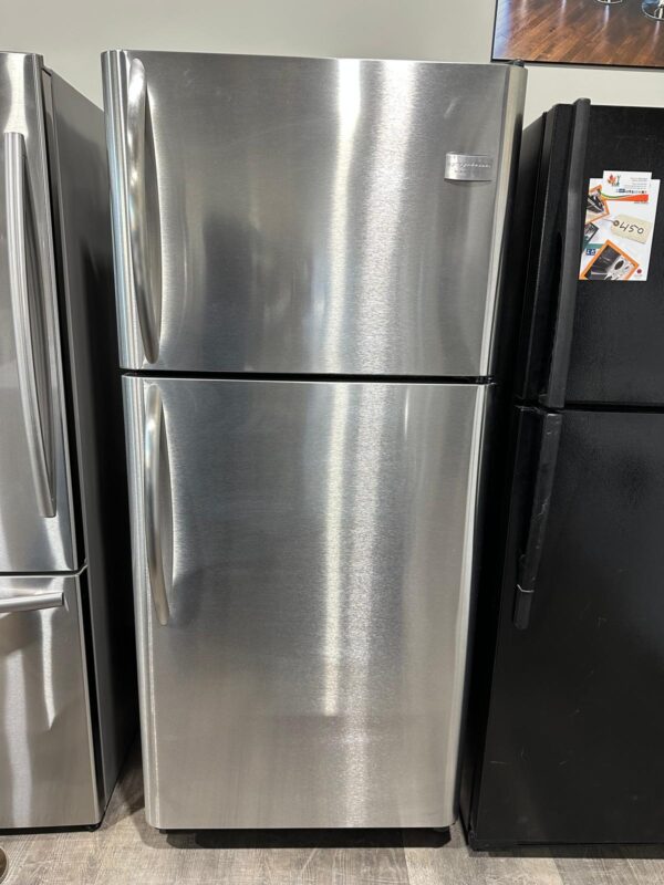 Frigidaire Fridge