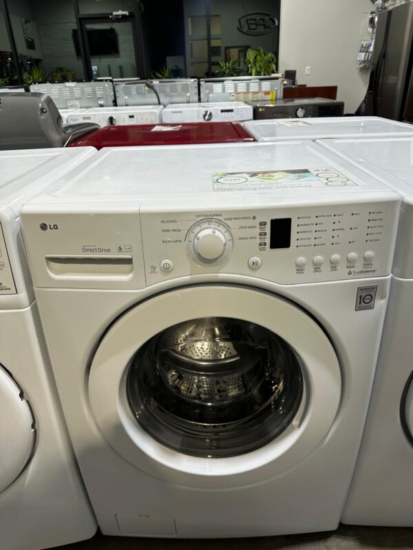 LG Washer & Dryer Set - Image 8