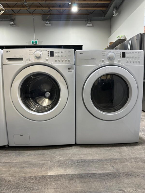 LG Washer & Dryer Set
