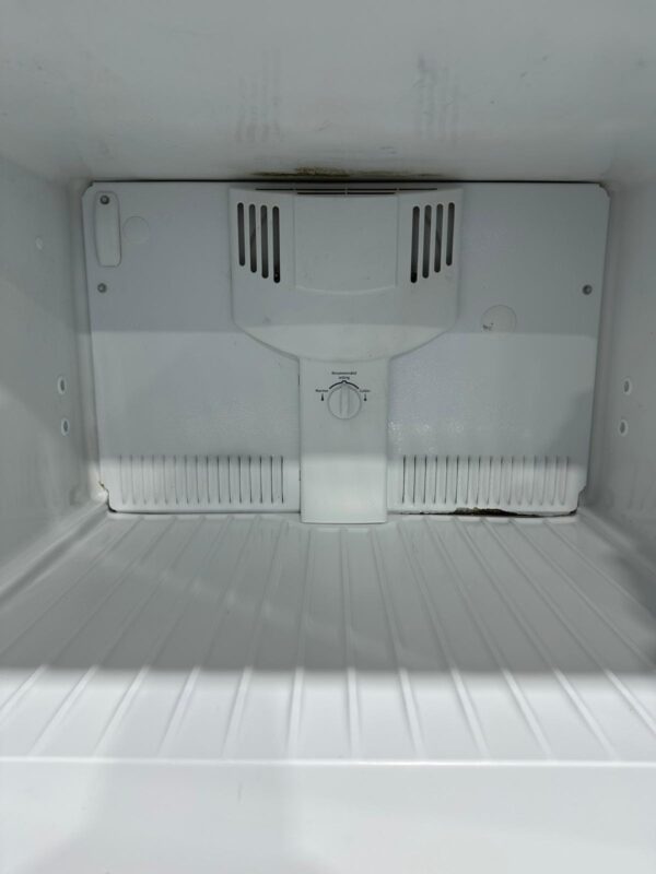 Frigidaire Fridge - Image 3