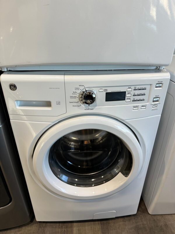 GE Washer & Dryer Set - Image 3