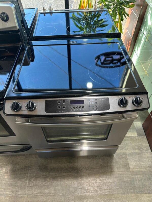 Whirlpool Stove - Image 6